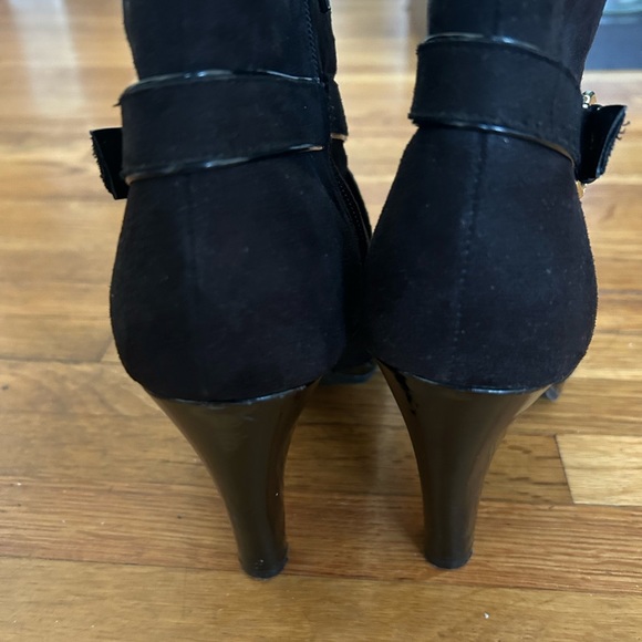Christian Siriano black ankle boots, Size 8.5 - Picture 6 of 10
